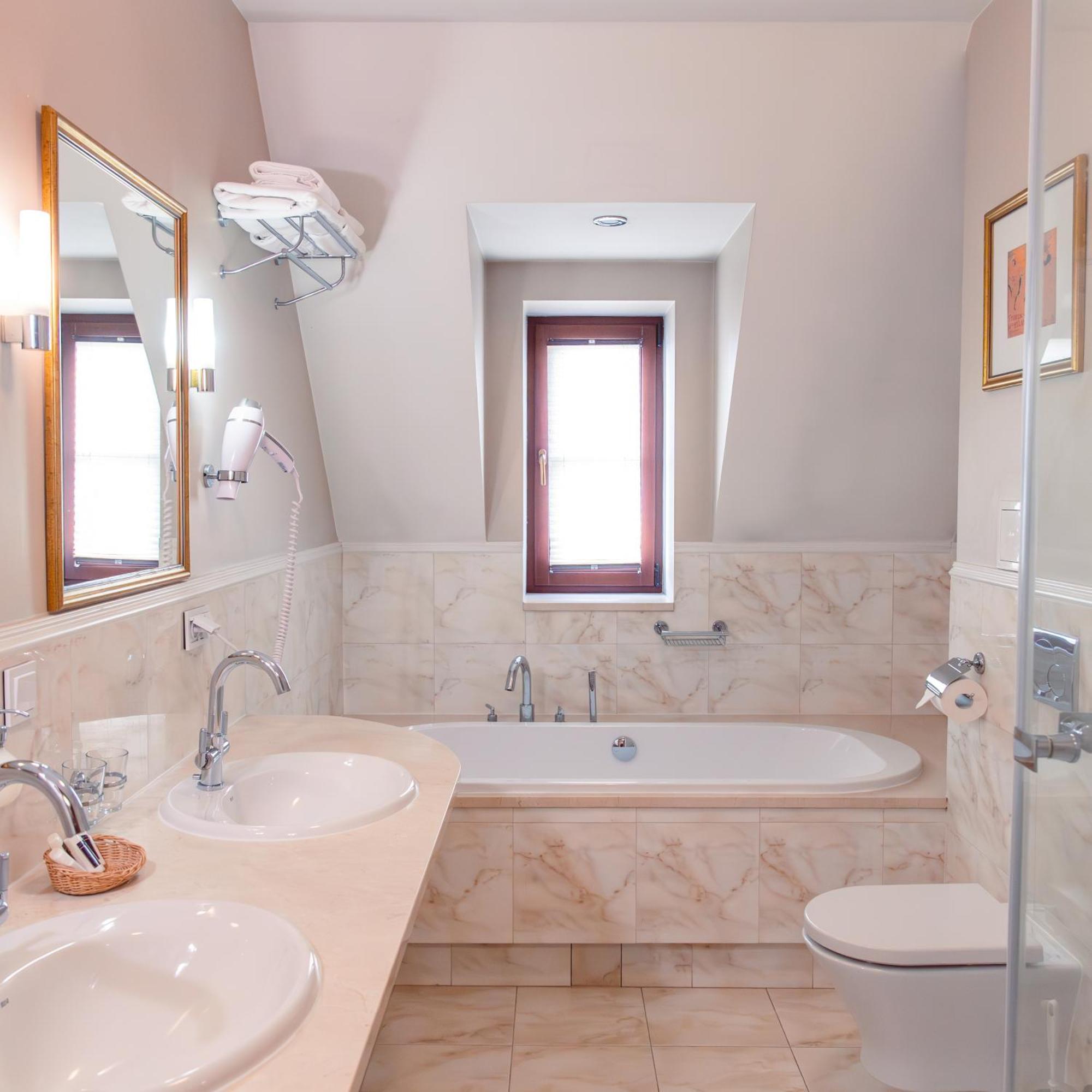 Hotel Skala بيالا بودلاسكا المظهر الخارجي الصورة